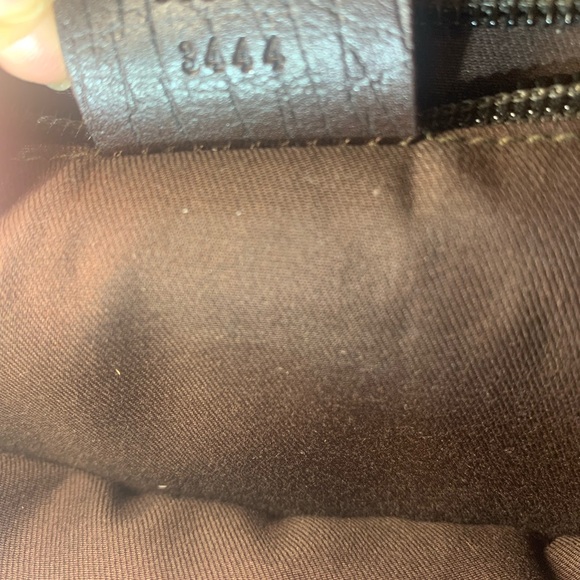 Gucci GG Canvas Messenger bag with COA - Picture 14 of 16